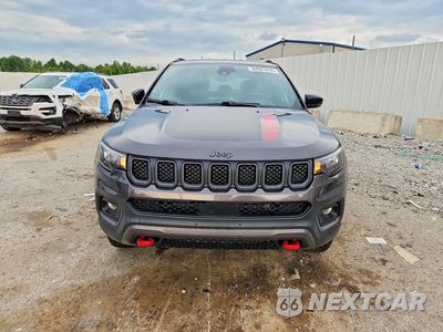 Piąte zdjęcie samochodu w środku: 2024 JEEP COMPASS TRAILHAWK VIN:3C4NJDDN8RT596605 - miniatura