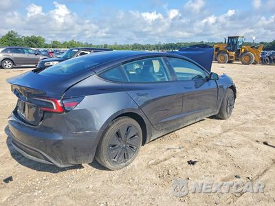 Trzecie zdjęcie samochodu z tyłu: 2025 TESLA MODEL 3 VIN:5YJ3E1EA7SF050064 - miniatura