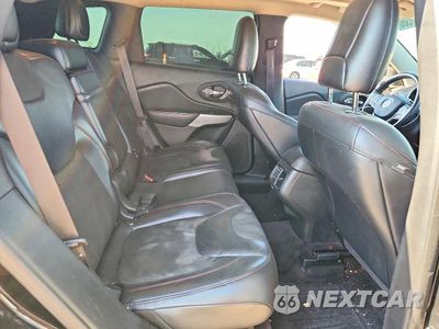 Zdjęcie 10 z 12 samochodu: 2017 JEEP CHEROKEE TRAILHAWK VIN:1C4PJMBS2HW616325 - miniatura