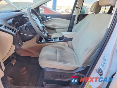 Zdjęcie 7 z 13 samochodu: 2017 FORD ESCAPE SE VIN:1FMCU0GD8HUC88201 - miniatura