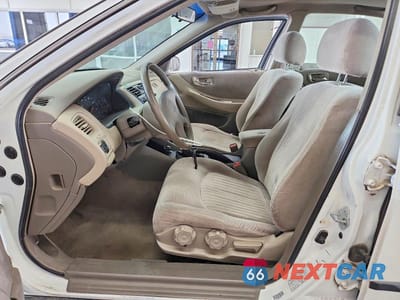 Zdjęcie 7 z 12 samochodu: 1998 HONDA ACCORD LX VIN:1HGCG5545WA057817 - miniatura
