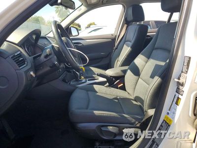 Zdjęcie 7 z 13 samochodu: 2015 BMW X1 XDRIVE28I VIN:WBAVL1C58FVY26596 - miniatura