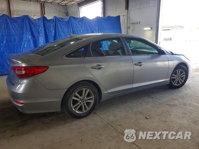 Trzecie zdjęcie samochodu z tyłu: 2016 HYUNDAI SONATA SE VIN:5NPE24AF8GH328211 - miniatura