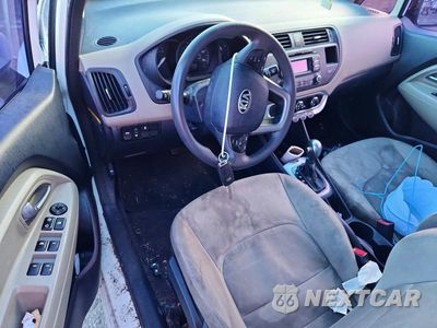 Zdjęcie 8 z 12 samochodu: 2014 KIA RIO LX VIN:KNADM4A36E6419879 - miniatura