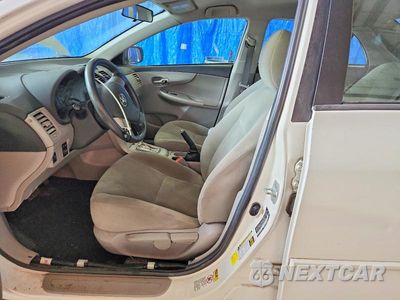 Zdjęcie 7 z 12 samochodu: 2012 TOYOTA COROLLA LE VIN:2T1BU4EE4CC893356 - miniatura