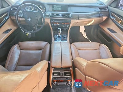 Zdjęcie 8 z 12 samochodu: 2010 BMW 750 LI XDRIVE VIN:WBAKC8C5XAC430847 - miniatura