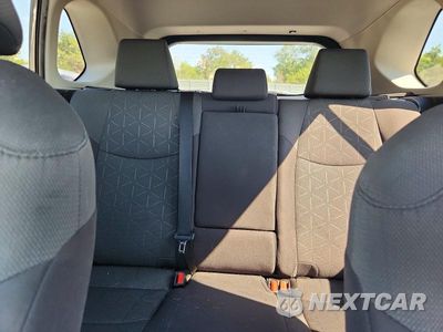 Zdjęcie 10 z 13 samochodu: 2020 TOYOTA RAV4 HYBRID XLE VIN:4T3RWRFV9LU001404 - miniatura