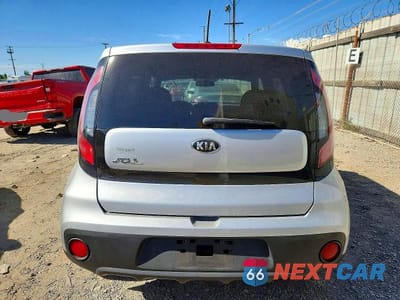 Zdjęcie 6 z 13 samochodu: 2018 KIA SOUL BASE VIN:KNDJN2A29J7587616 - miniatura