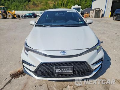 Piąte zdjęcie samochodu w środku: 2026 TOYOTA COROLLA HYBRID SE VIN:JTDBCMFE3T3128584 - miniatura