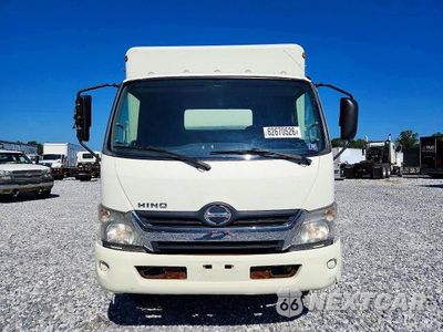 Piąte zdjęcie samochodu w środku: 2015 HINO 195 BOX TRUCK VIN:JHHHDM2H9FK001451 - miniatura