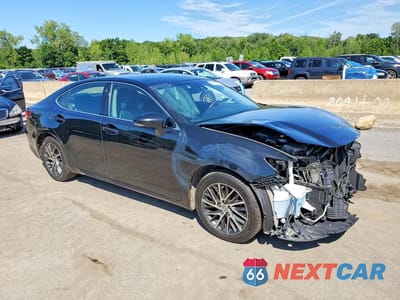 Czwarte zdjęcie samochodu z boku: 2018 LEXUS ES 350 VIN:58ABK1GG4JU086438 - miniatura