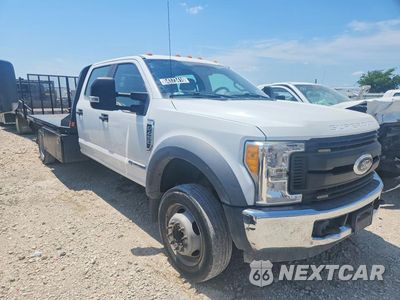Czwarte zdjęcie samochodu z boku: 2019 FORD F450 SUPER DUTY VIN:1FD0W4GT8KED72578 - miniatura