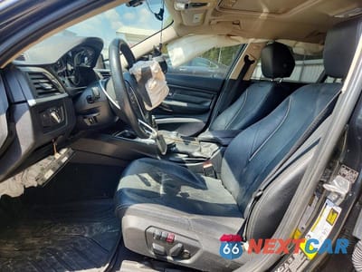 Zdjęcie 7 z 12 samochodu: 2013 BMW 335 XI VIN:WBA3B9G50DNP39369 - miniatura