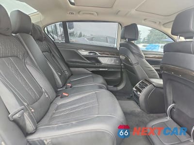 Zdjęcie 10 z 12 samochodu: 2016 BMW 750 XI VIN:WBA7F2C52GG420504 - miniatura