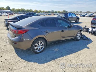 Trzecie zdjęcie samochodu z tyłu: 2015 MAZDA 3 SPORT VIN:3MZBM1U71FM213911 - miniatura