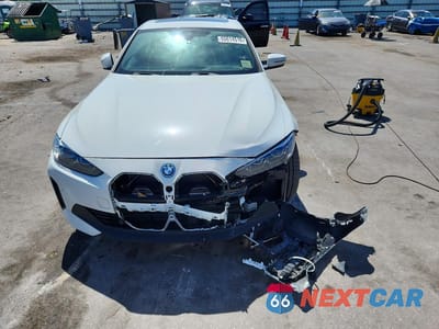 Piąte zdjęcie samochodu w środku: 2024 BMW I4 XDRIVE 40 VIN:WBY83FB02RFS44025 - miniatura