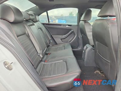 Zdjęcie 10 z 12 samochodu: 2016 VOLKSWAGEN JETTA GLI VIN:3VW5T7AJ3GM236014 - miniatura