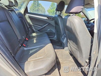 Zdjęcie 10 z 12 samochodu: 2012 VOLKSWAGEN PASSAT SE VIN:1VWBP7A32CC002774 - miniatura