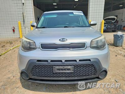 Piąte zdjęcie samochodu w środku: 2015 KIA SOUL BASE VIN:KNDJN2A28F7815130 - miniatura