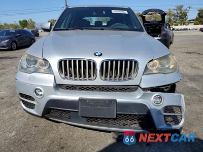 Piąte zdjęcie samochodu w środku: 2011 BMW X5 XDRIVE50I VIN:5UXZV8C51BL418209 - miniatura