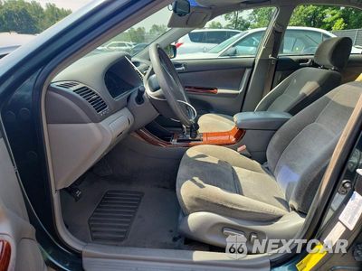 Zdjęcie 7 z 12 samochodu: 2002 TOYOTA CAMRY XLE VIN:4T1BE30K52U527391 - miniatura