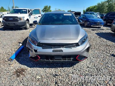 Piąte zdjęcie samochodu w środku: 2024 KIA FORTE GT LINE VIN:3KPF54AD0RE791915 - miniatura