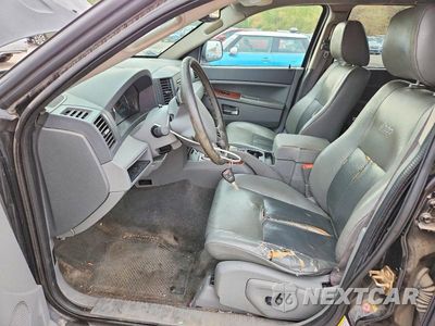 Zdjęcie 7 z 13 samochodu: 2005 JEEP GRAND CHEROKEE LIMITED VIN:1J8HR58225C702153 - miniatura