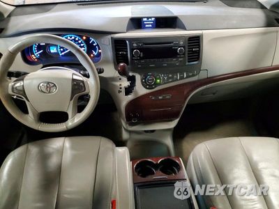 Zdjęcie 8 z 13 samochodu: 2012 TOYOTA SIENNA XLE 7-PASSENGER VIN:5TDDK3DC9CS047627 - miniatura
