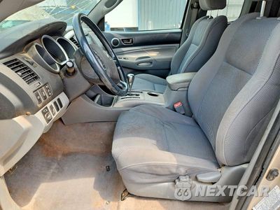 Zdjęcie 7 z 12 samochodu: 2006 TOYOTA TACOMA V6 VIN:5TEUU42N36Z266630 - miniatura