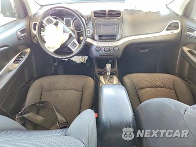 Zdjęcie 8 z 12 samochodu: 2016 DODGE JOURNEY CROSSROAD VIN:3C4PDCGB3GT148071 - miniatura