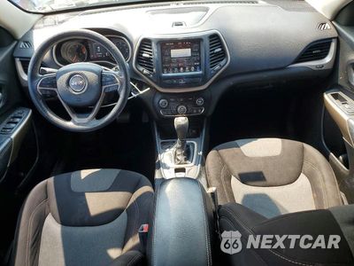 Zdjęcie 8 z 12 samochodu: 2018 JEEP CHEROKEE LATITUDE VIN:1C4PJLCBXJD588302 - miniatura