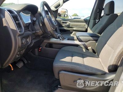 Zdjęcie 7 z 12 samochodu: 2020 RAM 1500 BIG HORN/LONE STAR VIN:1C6SRFFT0LN171803 - miniatura