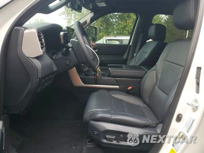 Zdjęcie 7 z 12 samochodu: 2026 TOYOTA TUNDRA PLATINUM HV VIN:5TFNC5EC4TX011060 - miniatura