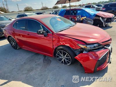 Czwarte zdjęcie samochodu z boku: 2021 TOYOTA CAMRY SE VIN:4T1G11AK4MU468292 - miniatura