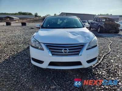 Piąte zdjęcie samochodu w środku: 2015 NISSAN SENTRA SV VIN:3N1AB7AP9FY342390 - miniatura