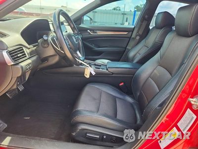 Zdjęcie 7 z 13 samochodu: 2018 HONDA ACCORD SPORT VIN:1HGCV1F34JA190288 - miniatura