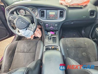 Zdjęcie 8 z 12 samochodu: 2016 DODGE CHARGER R/T VIN:2C3CDXCT7GH104401 - miniatura