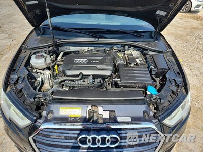 Zdjęcie 11 z 12 samochodu: 2019 AUDI A3 PREMIUM VIN:WAUBEGFF2KA098876 - miniatura