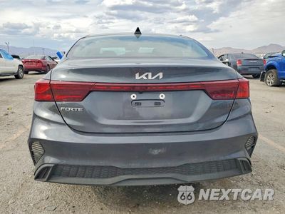 Zdjęcie 6 z 12 samochodu: 2023 KIA FORTE LXS VIN:3KPF24AD7PE635036 - miniatura