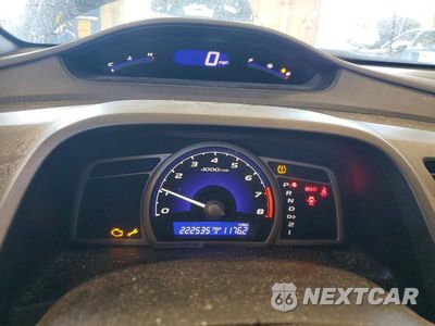 Zdjęcie 9 z 12 samochodu: 2008 HONDA CIVIC LX VIN:1HGFA16518L013576 - miniatura