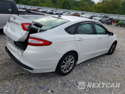 Trzecie zdjęcie samochodu z tyłu: 2013 FORD FUSION SE VIN:3FA6P0H70DR105057 - miniatura