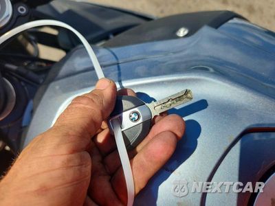 Zdjęcie 8 z 9 samochodu: 2026 BMW S 1000 RR VIN:WB10P2307T6M34448 - miniatura