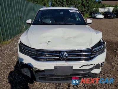 Piąte zdjęcie samochodu w środku: 2024 VOLKSWAGEN TIGUAN SE VIN:3VVMB7AX2RM080204 - miniatura
