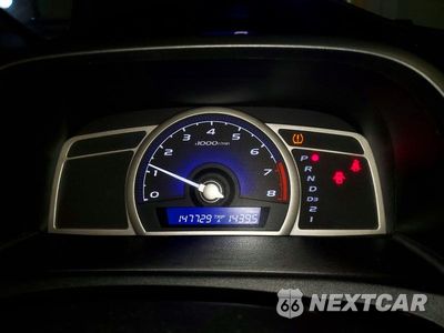 Zdjęcie 9 z 12 samochodu: 2009 HONDA CIVIC LX VIN:19XFA16519E046778 - miniatura