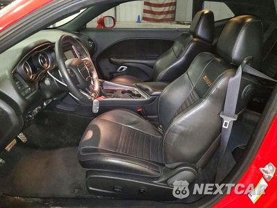 Zdjęcie 7 z 12 samochodu: 2015 DODGE CHALLENGER SXT VIN:2C3CDZAT6FH850318 - miniatura