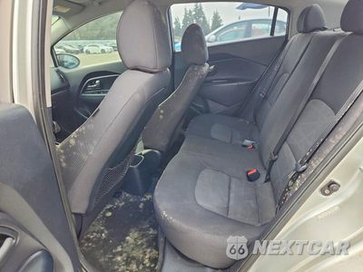 Zdjęcie 10 z 12 samochodu: 2014 KIA RIO LX VIN:KNADM4A30E6339221 - miniatura