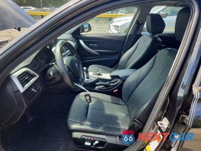 Zdjęcie 7 z 12 samochodu: 2016 BMW 320 XI VIN:WBA8A3C57GK690494 - miniatura