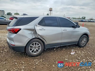 Trzecie zdjęcie samochodu z tyłu: 2022 CHEVROLET EQUINOX LT VIN:3GNAXUEV2NL100839 - miniatura