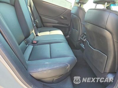 Zdjęcie 10 z 13 samochodu: 2025 LEXUS ES 300H BASE VIN:58ADA1C1XSU057752 - miniatura