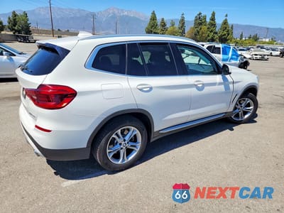 Trzecie zdjęcie samochodu z tyłu: 2021 BMW X3 SDRIVE30I VIN:5UXTY3C06M9E14132 - miniatura